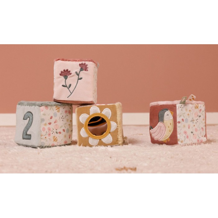 Set de 4 cuburi senzoriale pentru bebelusi - Colectia Flowers & Butterflies - Little Dutch