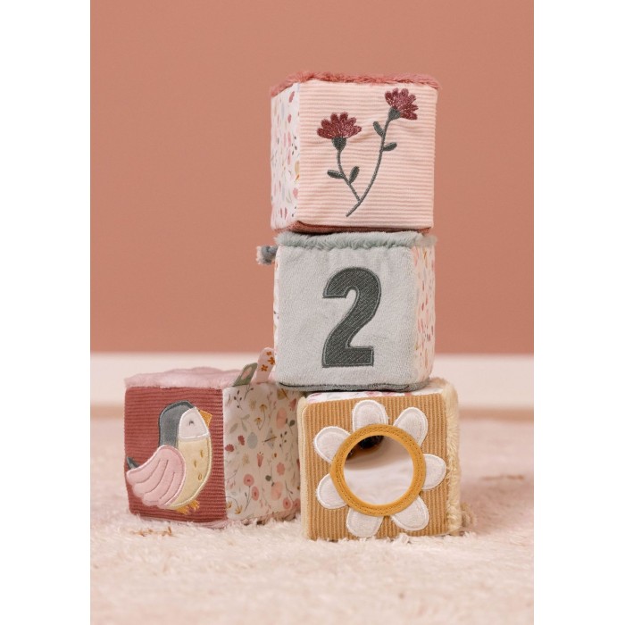 Set de 4 cuburi senzoriale pentru bebelusi - Colectia Flowers & Butterflies - Little Dutch