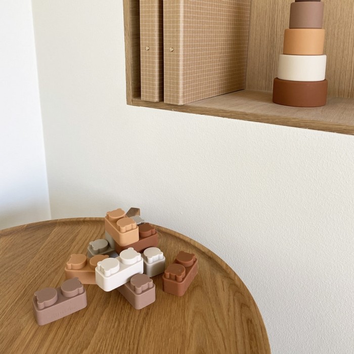 Turn din silicon pentru stivuire - Vanja - Brown Color Mix - Nuuroo