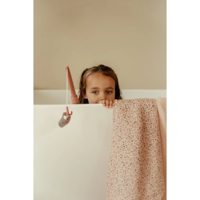 Set de jucarii de baie - joc de pescuit - Girl - Little Dutch Set de jucarii de baie - joc de pescuit - Girl - Little Dutch