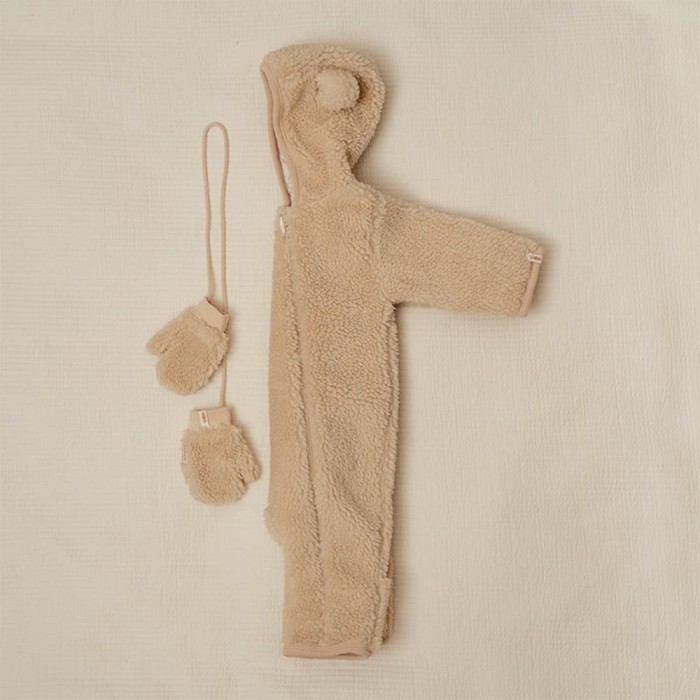 Salopeta captusita cu gluga din material teddy - Baby Bunny Sand - Little Dutch