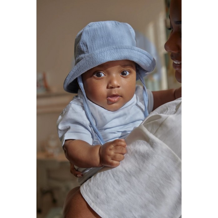https://www.catenlunasinstele.ro/image/catalog/_PRODUSE/Little Dutch/CL26021322/short-sleeve-t-shirt-baby-blue-CL26021321-CL26021322-CL26021323-CL26021324-CL26021325-product-1 - Medium.jpg
