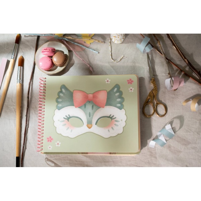 Carte cu masti pentru decupat - stickere si foarfeca incluse - ROSA - Little Dutch