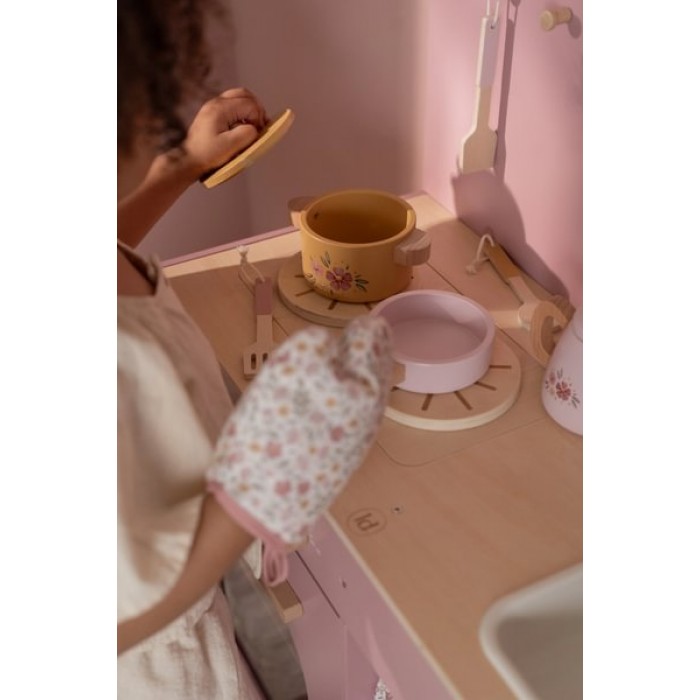 Bucatarie din Lemn FSC - Pink - Little Dutch Bucatarie din Lemn FSC - Pink - Little Dutch