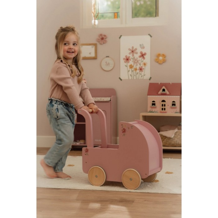 Carucior retro din lemn FSC pentru papusi - Soft Flowers - Little Dutch Carucior retro din lemn FSC pentru papusi - Soft Flowers - Little Dutch