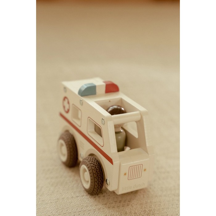 Masinuta din lemn FSC - Ambulanta - Little Dutch Masinuta din lemn FSC - Ambulanta - Little Dutch