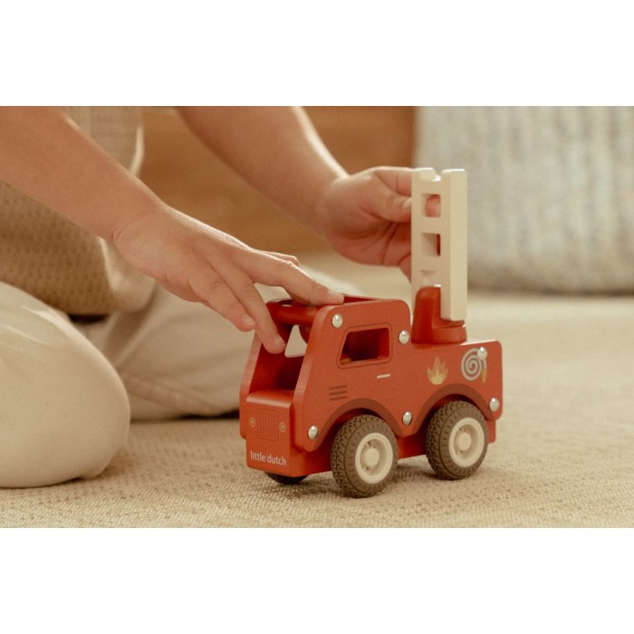 Masinuta din lemn FSC - Pompieri - Little Dutch Masinuta din lemn FSC - Pompieri - Little Dutch