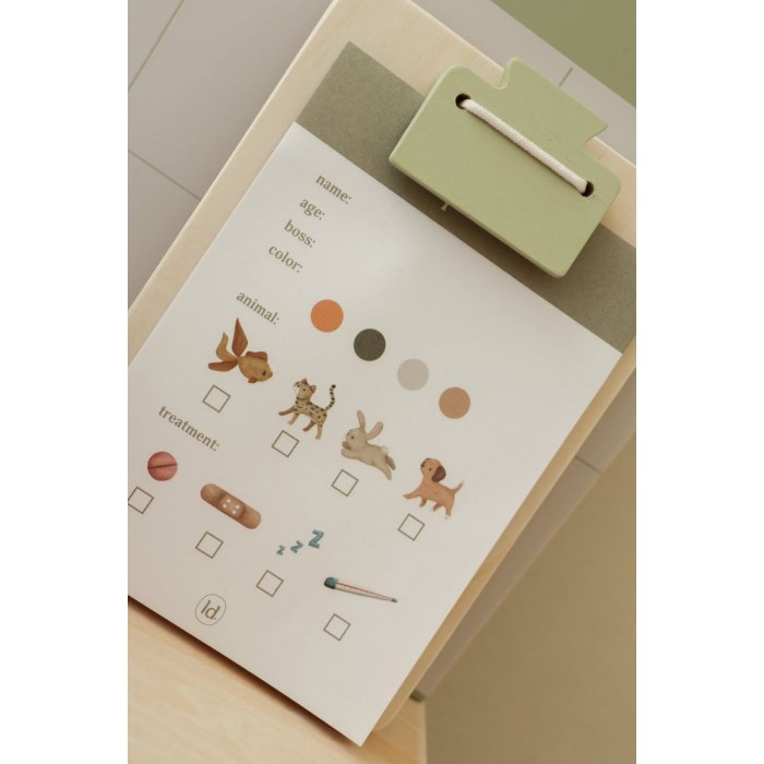 Cabinet veterinar cu accesorii din lemn FSC - Green - Little Dutch Cabinet veterinar cu accesorii din lemn FSC - Green - Little Dutch