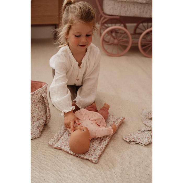 Geanta de maternitate cu accesorii pentru papusi - Soft Flowers - Little Dutch Geanta de maternitate cu accesorii pentru papusi - Soft Flowers - Little Dutch