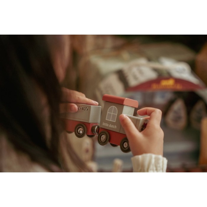 Calendar de Advent  - Gara si trenulet - Little Dutch