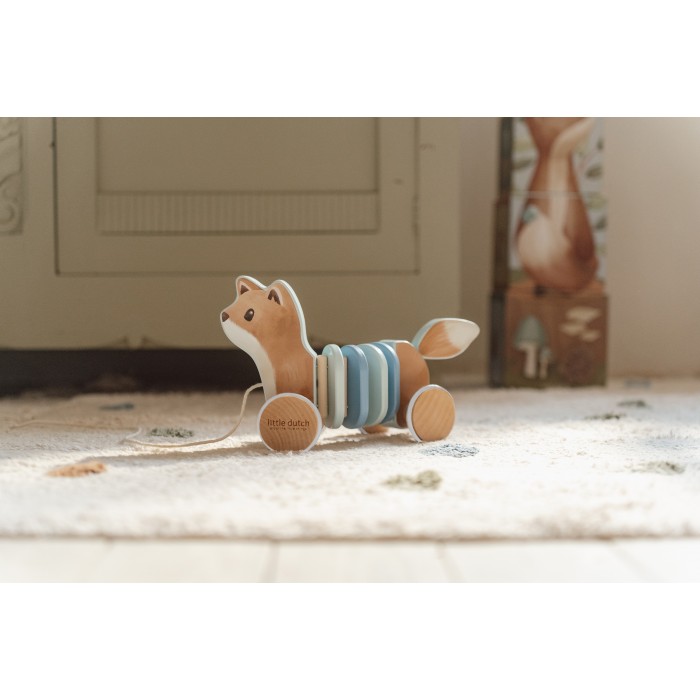 Jucarie din lemn FSC cu roti si snur pentru tras - Vulpe - Forest Friends - Little Dutch