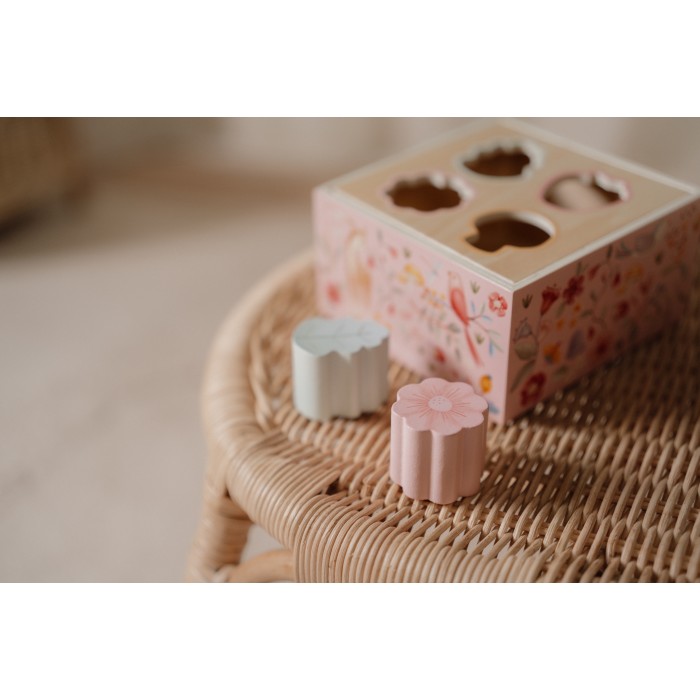 Jucarie din lemn FSC sortator forme - Roz - Fairy Garden - Little Dutch