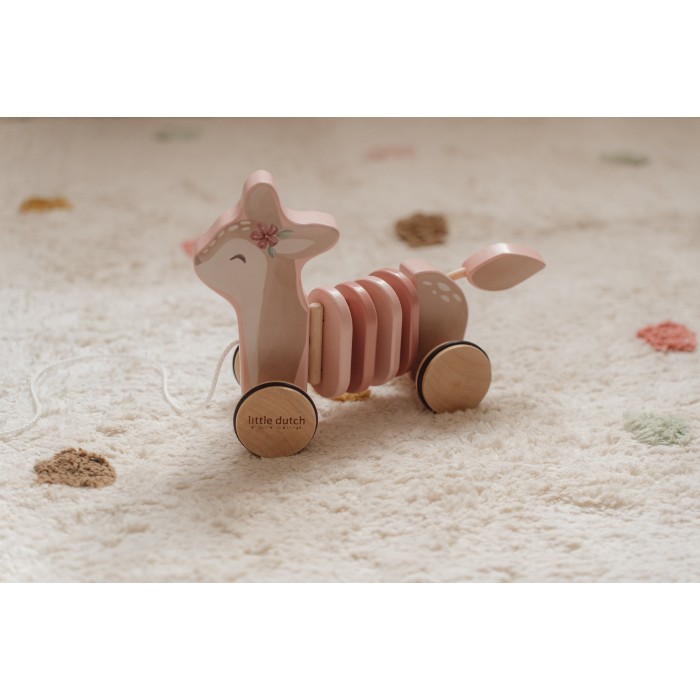 Jucarie din lemn FSC cu roti si snur pentru tras - Caprioara - Fairy Garden - Little Dutch