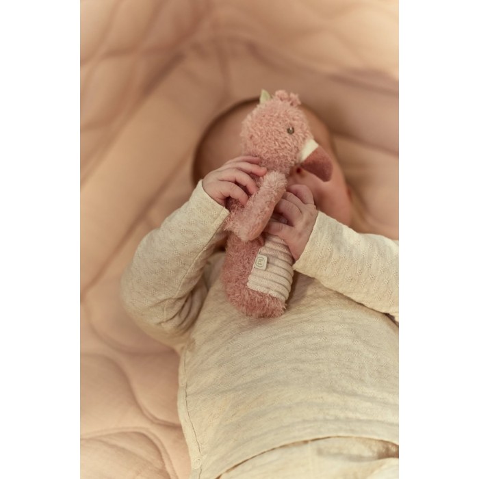 Jucarie chitaitoare pentru bebelusi - Flamingo - Safari Friends - Little Dutch