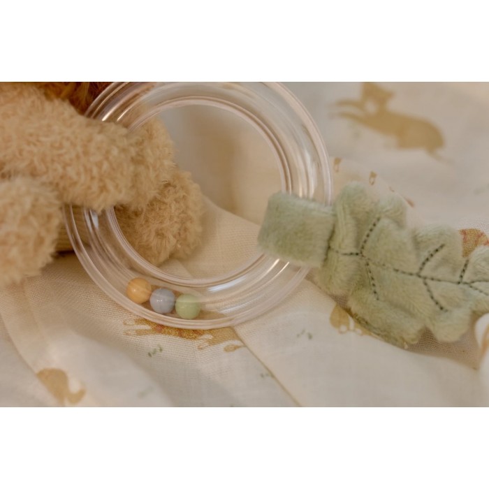 Jucarie din plus cu inel cu margele - Leu - Safari Friends - Little Dutch