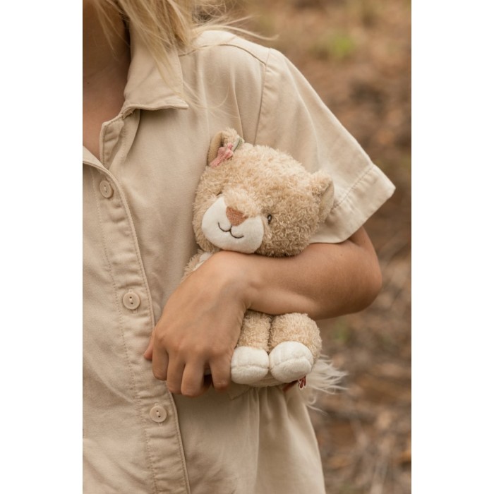 Jucarie din plus - Leoaica - 17 cm - Safari Friends - Little Dutch