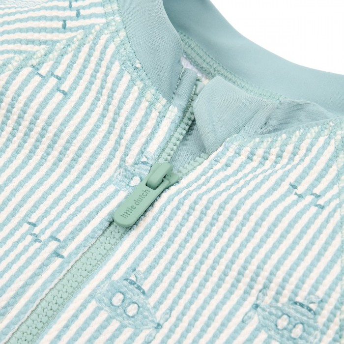 https://www.catenlunasinstele.ro/image/catalog/_PRODUSE/Little Dutch/SS26/costum-de-baie-intreg-cu-maneca-lunga-cu-protectie-uv-40-ocean-adventure-CL26030101-1.jpg