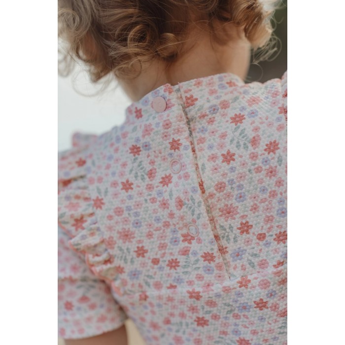 https://www.catenlunasinstele.ro/image/catalog/_PRODUSE/Little Dutch/SS26/costum-de-baie-intreg-cu-maneca-scurta-dreamy-flowerfield-CL26030663-1.jpg