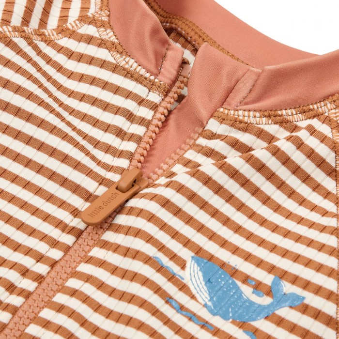 https://www.catenlunasinstele.ro/image/catalog/_PRODUSE/Little Dutch/SS26/costum-de-baie-intreg-cu-maneca-scurta-ocean-brown-stripes-CL26030201-1.jpg