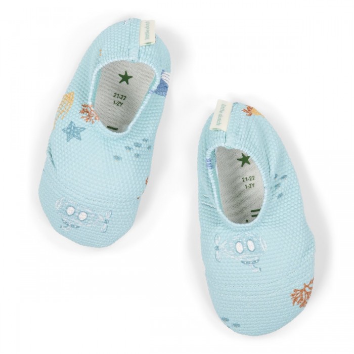 https://www.catenlunasinstele.ro/image/catalog/_PRODUSE/Little Dutch/SS26/papuci-de-inot-pentru-plaja-ocean-friends-CL26030951-1.jpg