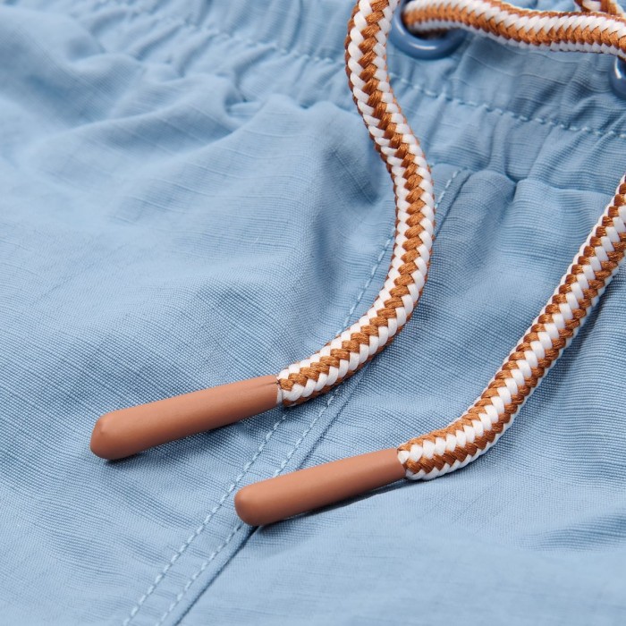 https://www.catenlunasinstele.ro/image/catalog/_PRODUSE/Little Dutch/SS26/sort-de-baie-ocean-blue-CL26030563-1.jpg