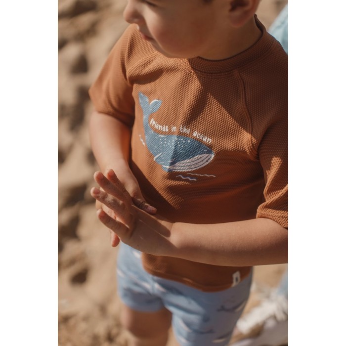 https://www.catenlunasinstele.ro/image/catalog/_PRODUSE/Little Dutch/SS26/tricou-de-baie-sunny-brown-CL26030405-1.jpg