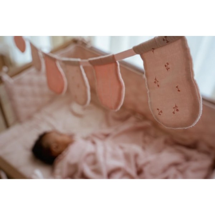 Protectie pentru patut din bumbac organic - Pure Blossom - Little Dutch Protectie pentru patut din bumbac organic - Pure Blossom - Little Dutch