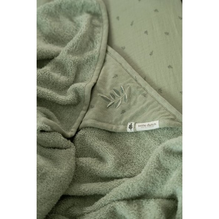 Prosop cu gluga din bumbac organic pentru copii - 75 x 75 cm - Pure Sage - Little Dutch Prosop cu gluga din bumbac organic pentru copii - 75 x 75 cm - Pure Sage - Little Dutch