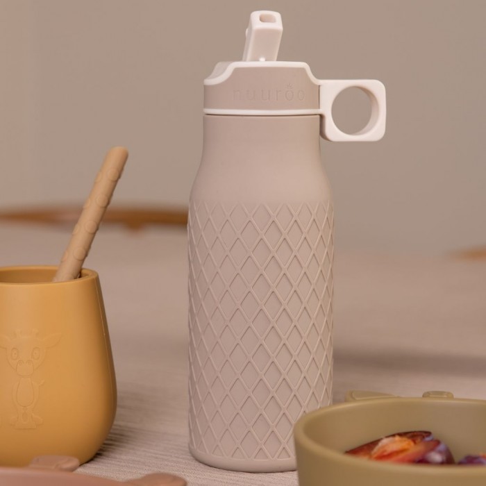 Sticla din silicon Isa - 400 ml - Cobblestone - Nuuroo