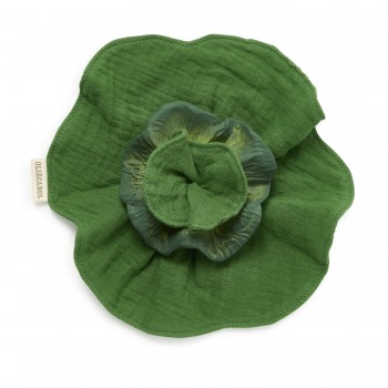 Jucarie de dentitie din cauciuc natural si paturica - Kendall  the Kale - Oli & Carol Jucarie de dentitie din cauciuc natural si paturica - Kendall  the Kale - Oli & Carol