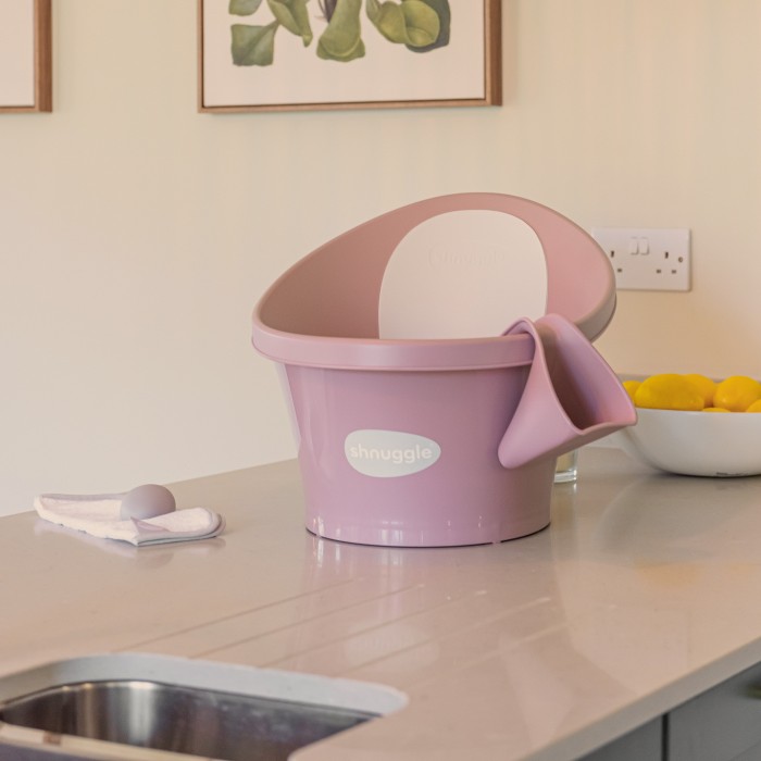 Recipient pentru clatirea cu apa cu margine moale - Blossom - Shnuggle